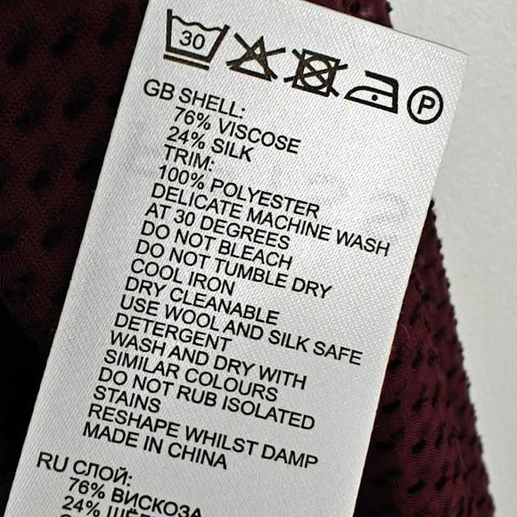 Reiss Swiss Dot Ruffle V-Neck Top Size 6 Berry Silk Blend Tie Neck Long Sleeves - Picture 9 of 9